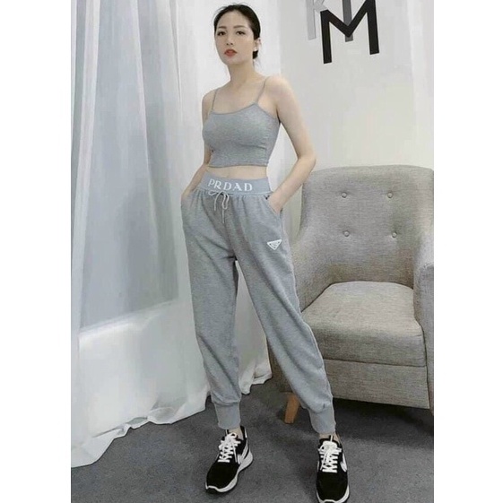Quần thể thao nữ cạp chun chữ cá tính