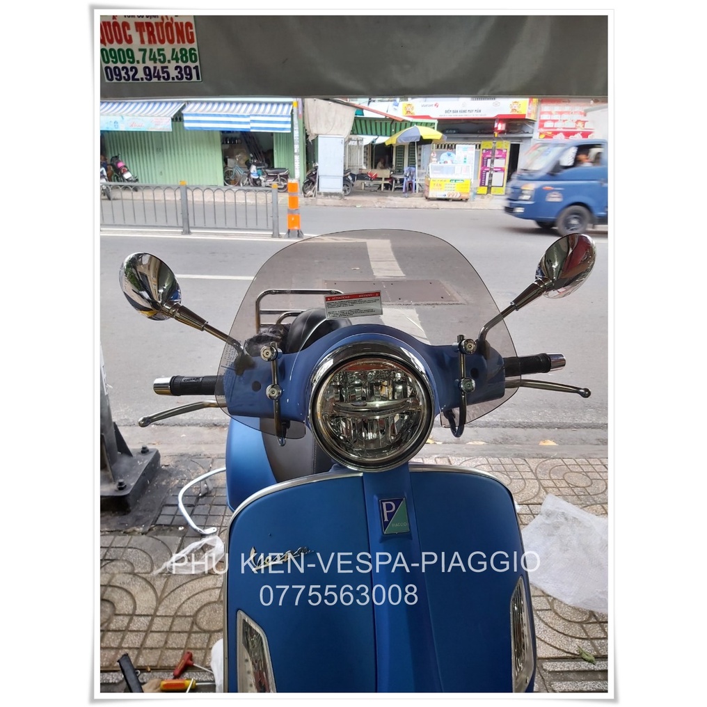 Kính Chắn Gió Vespa