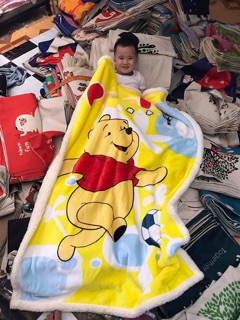 Chăn trẻ em lông cừu
