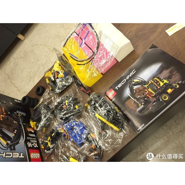 Lego Technic 42053 -Máy Xúc Volvo Ew160E