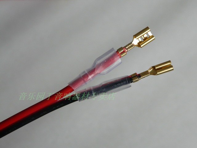 Dây Cáp Chia Cổng Âm Thanh Màu Đỏ / Đen 0.5mm | BigBuy360 - bigbuy360.vn