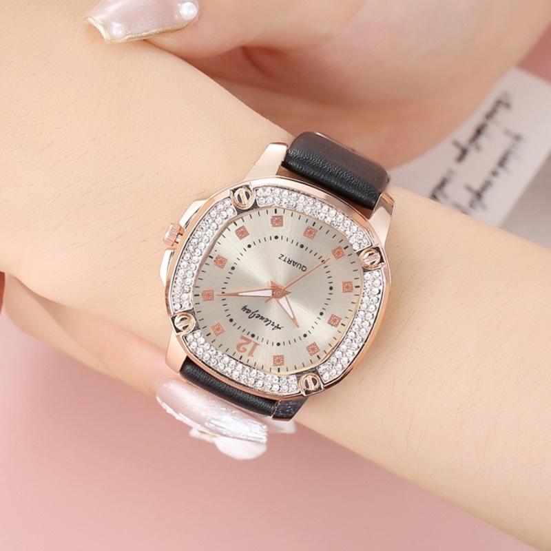 Đồng hồ quartz mặt vuông đính đá với dây đeo hợp thời trang