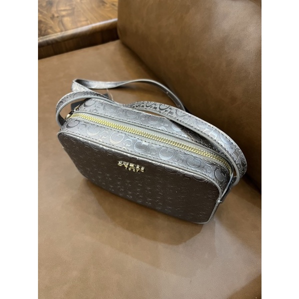 Túi da chéo vai GUESS nữ siêu sang