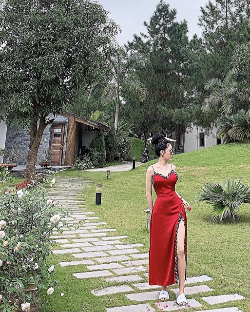Pass váy ngủ lụa emwear