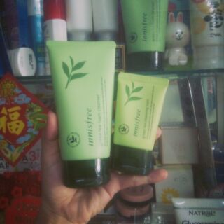 Sữa rửa mặt Green Tea Cleansing Foam Innisfree