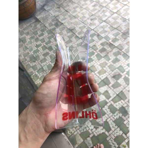 Che phuộc sau nhựa dẻo (kèm ốc gắn)