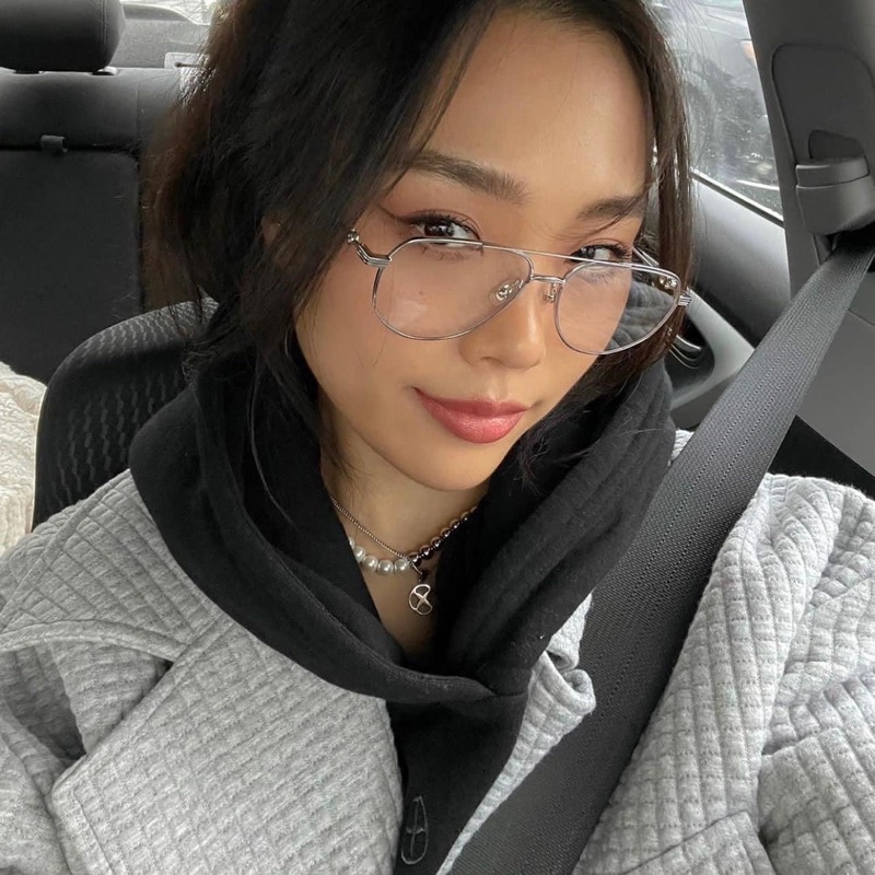 Kính Jennie 26 cực hot 2022