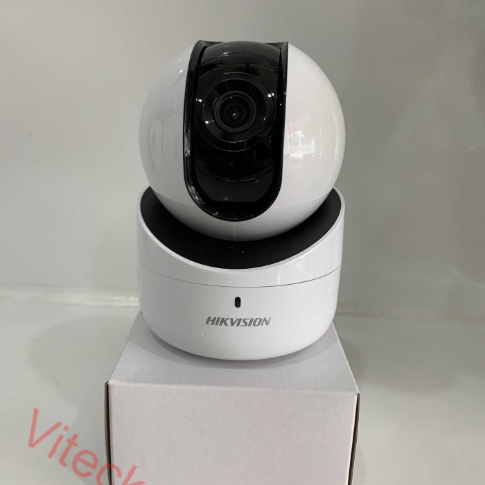 Camera IP Robot hồng ngoại không dây 2.0 Megapixel HIKVISION DS-2CV2Q21FD-IW(B). Hàng Chính Hãng - Tặng kèm thẻ nhớ 32Gb