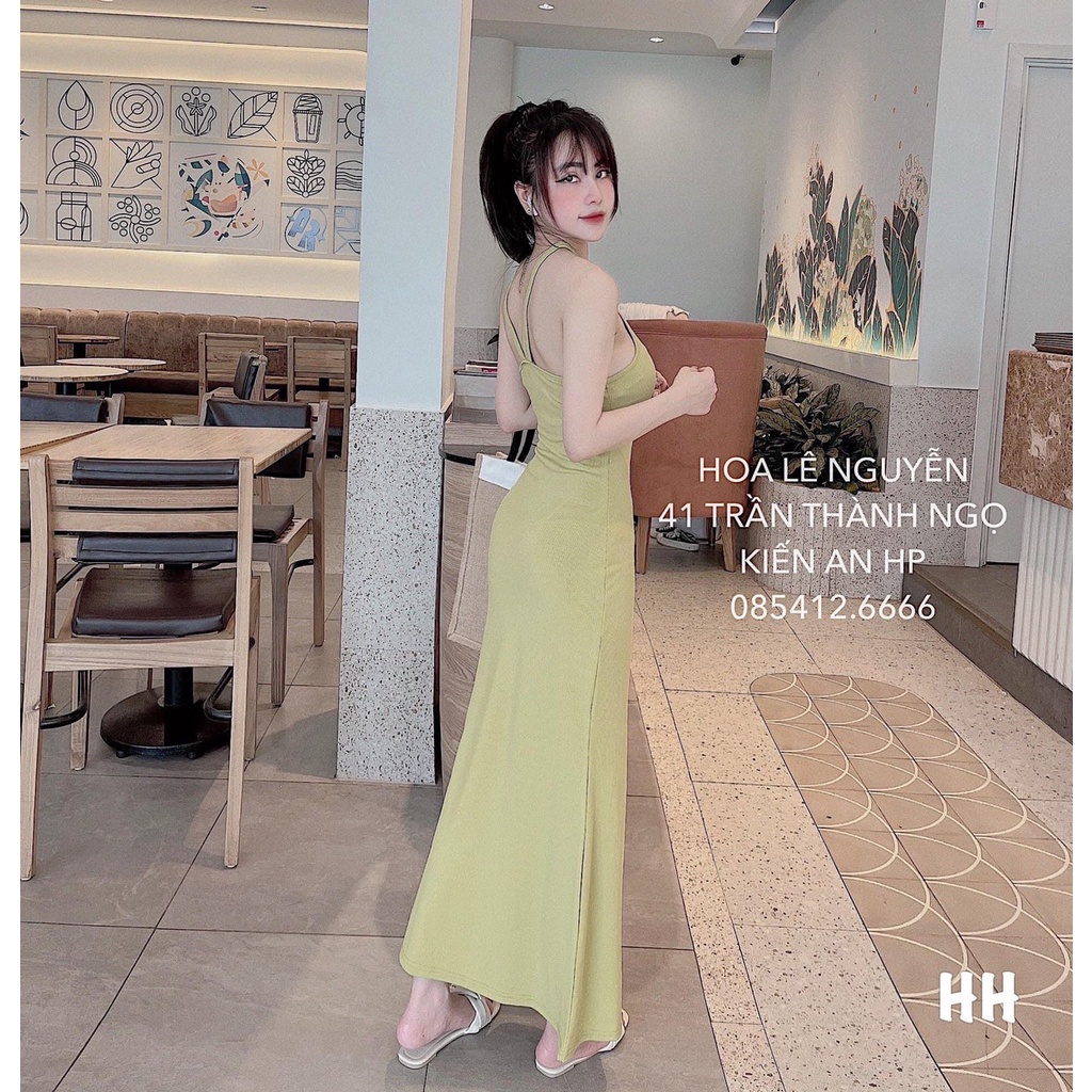 Đầm Body Cổ Yếm Dáng Xòe Form Dài Qua Gối