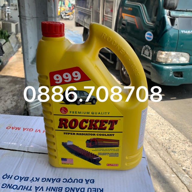 Nước làm mát Rocket 999 loại 4lít(xanh)