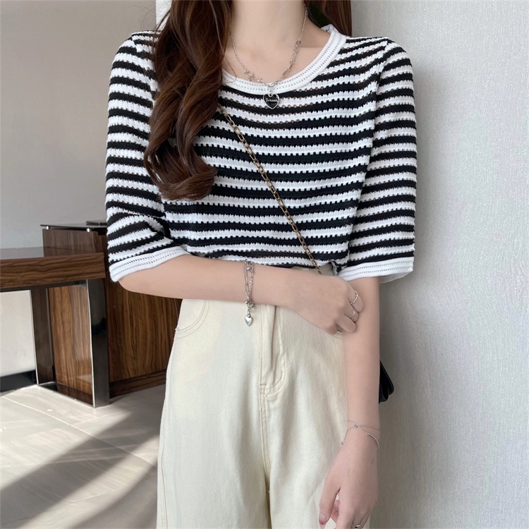 Áo lửng nữ len đan Leeva Shop phối sọc nhẹ nhàng A388