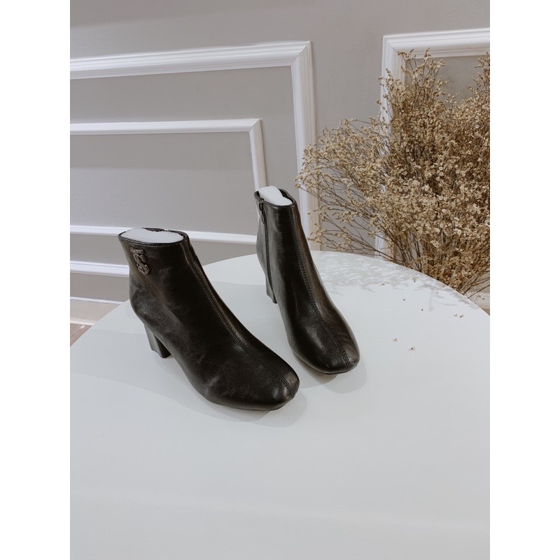 BOOTS  CÓ SẴN Boots da cổ ngắn đế vuông 7cm