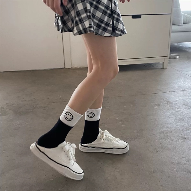 Tất vớ cao cổ hai tầng hoạ tiết mặt cười - Bedth.socks