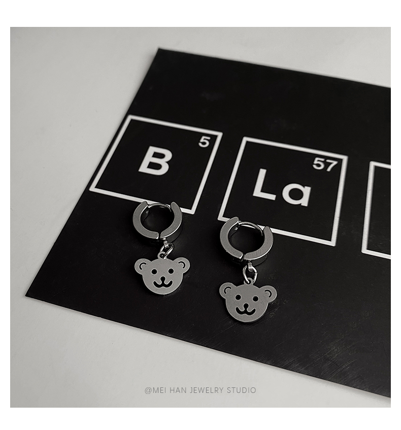 Khuyên tai thép titan không phai màu thiết kế hình gấu phong cách hip hop sành điệu cho nam và nữ