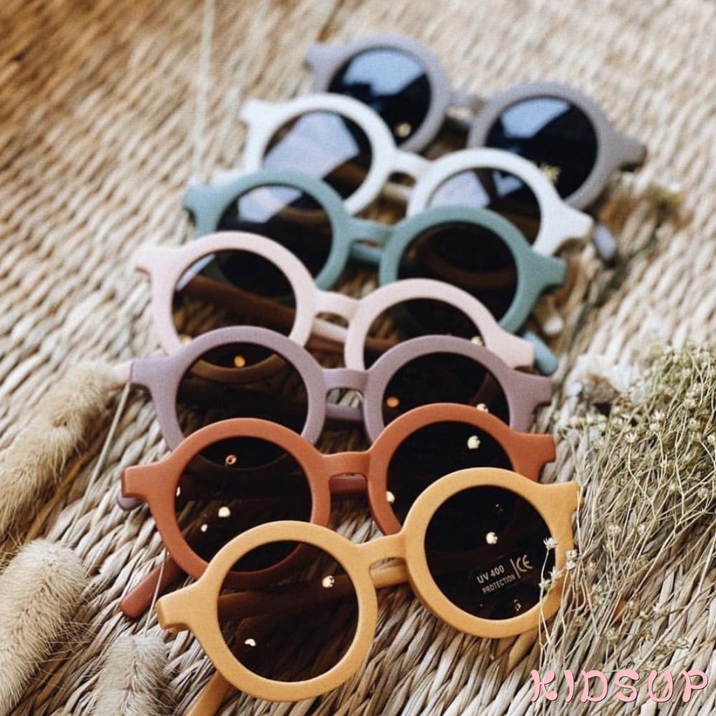 Kính mát gọng tròn dễ thương cho bé
