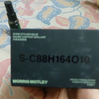 SÁP VUỐT TÓC MORRIS MOTLEY-SHINE BLAM