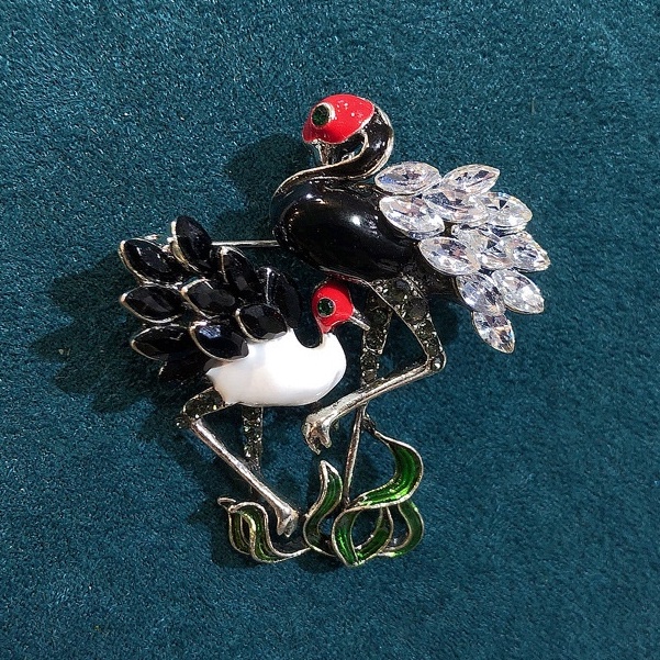 Tag cài áo, phụ kiện trang trí túi, cặp, balo cao cấp Mocking Bird-MLD-FFL