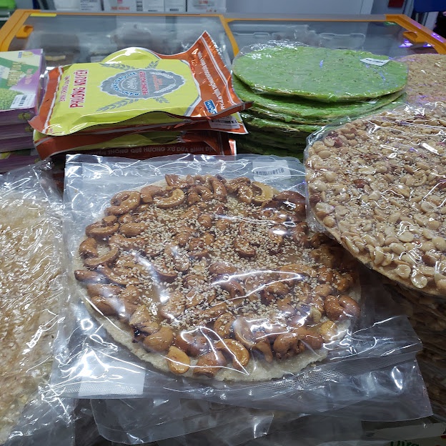 🌟 Seavy Bánh Tráng Hạt Điều - Giòn Rụm Thơm Lừng Đặc Sản Nha Trang 🥜 - 250g