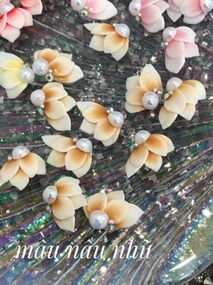 Hoa bột (cúc góc)- phụ kiện nails