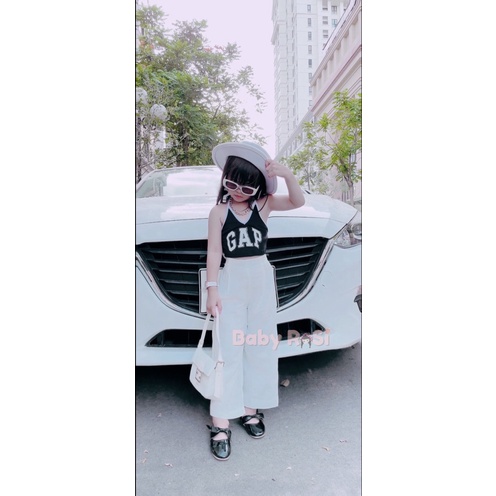 Áo yếm cổ V cho bé