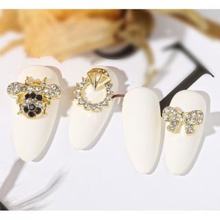 SET 4V CHARM C22- Charm Ong Trang Trí Móng