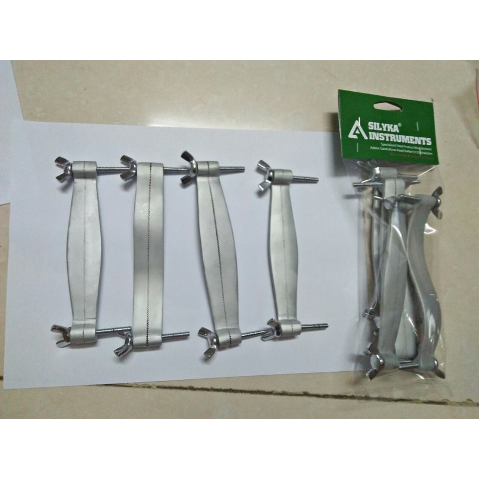 Bộ khuôn cắt tai chó