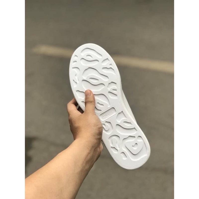 [ SALE SỐC ]🎁 Giày 𝐌𝐂 𝐐𝐔𝐄𝐄𝐍 ⚡️𝐒𝐢ê𝐮 𝐑ẻ⚡️ Giày Thể Thao 𝐌𝐂𝐐 Độn Đế 3 Phân Màu Trắng Gót Đen nam nữ Hot Trend full box bill | BigBuy360 - bigbuy360.vn