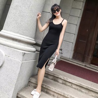 Đầm gân 2 dây xẻ tà