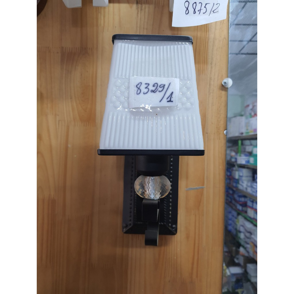 Đèn tường trang trí 8329