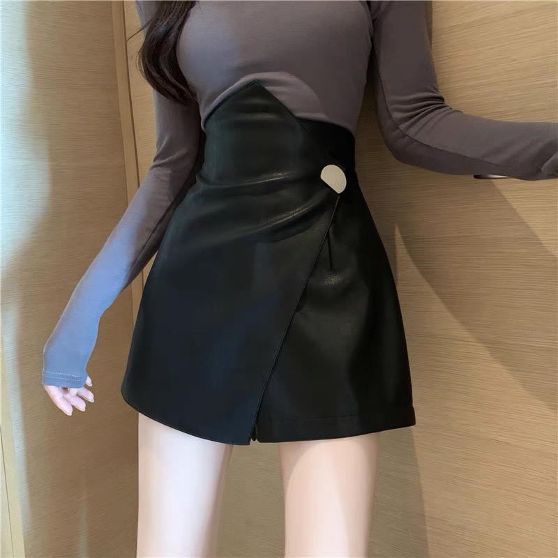CHẤN VÁY DA ĐÍNH KHUY ĐỒNG