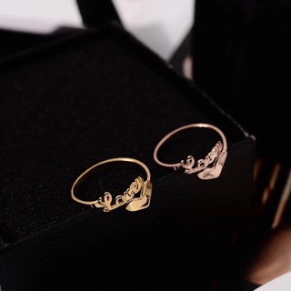 Nhẫn love trái tim titan