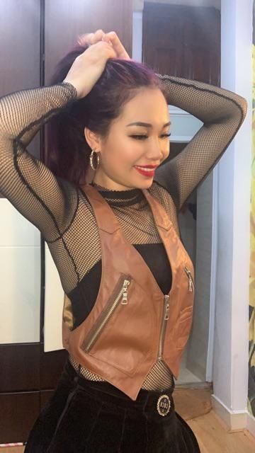 Áo lưới dài tay xuyên thấu