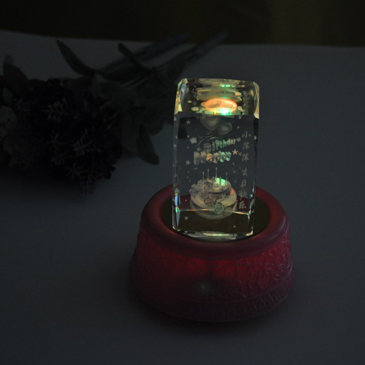 Đế xoay có led dây cót xoay phát nhạc sinh nhật