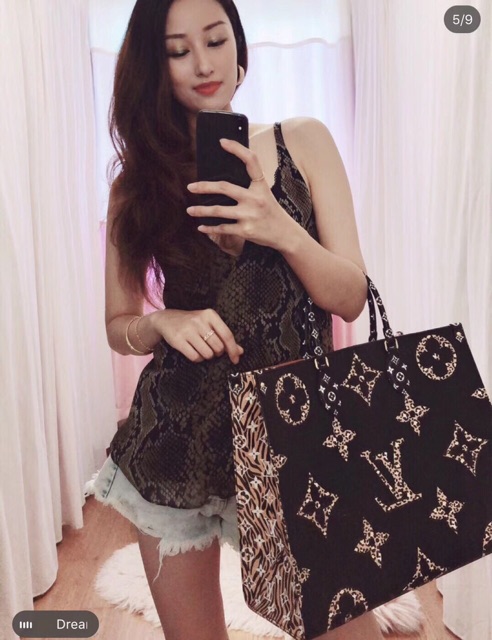 Túi xách tay hoặc đeo vai 2 mặt 2 màu Size 40