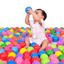 Túi 100 bóng nhựa mền hàng Việt Nam loại 5cm nhiều màu cho bé