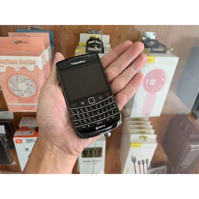 [Mã ELMS5 giảm 7% đơn 300K] Điện thoại BlackBerry 9700