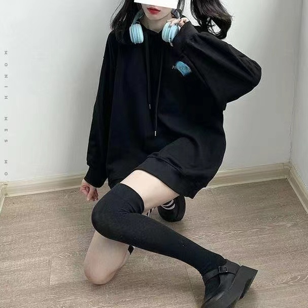 Áo Hoodie Tay Dài Form Rộng Họa Tiết Trái Tim Dễ Phối Đồ