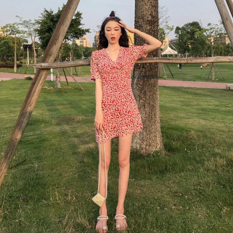 D08 - ĐẦM BIGSIZE HOA NHÍ CỔ V MÙA HÈ | BigBuy360 - bigbuy360.vn