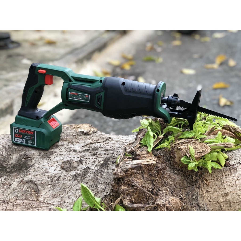 Thân Máy Cưa Kiếm Dekton Motor Brushless D21-CK28 Dùng Pin D21