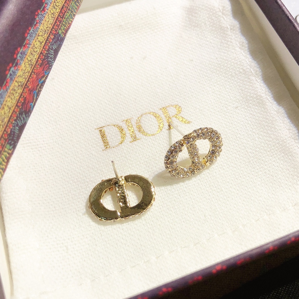 Đôi khuyên tai DIOR mặt hình chữ CD đính đá sang trọng thời trang dành cho nữ