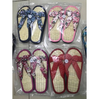 Dép Quế Chiếu Cói Quai Nơ Mang Trong Nhà Xinh Xắn (Giao Màu Ngẫu Nhiên)