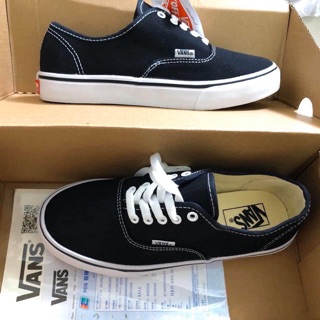 [Ảnh tự chụp] VANS CLASSIC đen/trắng FULL BILL BOX
