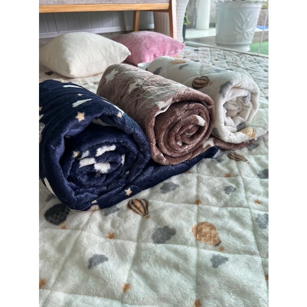 Tấm lót ngủ trưa văn phòng, ga nệm tiện lợi - Hàng dư xuất Nhật kích thước 1mx2m, 1m2x2m, 1m4x2m, 1m6x2m, 1m8x2m