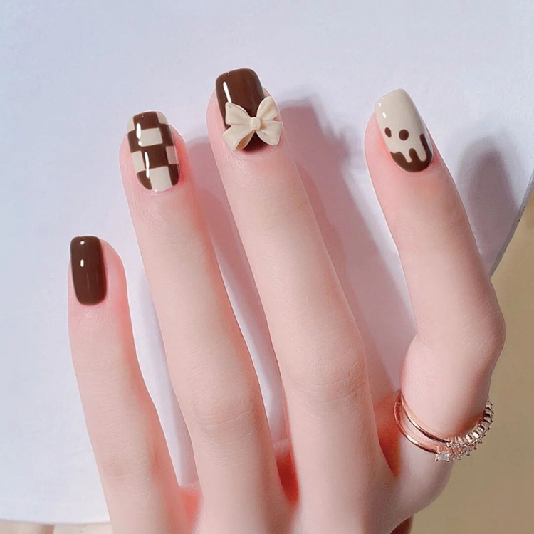 Miếng Dán Trang Trí Móng Tay Màu Cà Phê Có Thể Tháo Rời Tiện Dụng