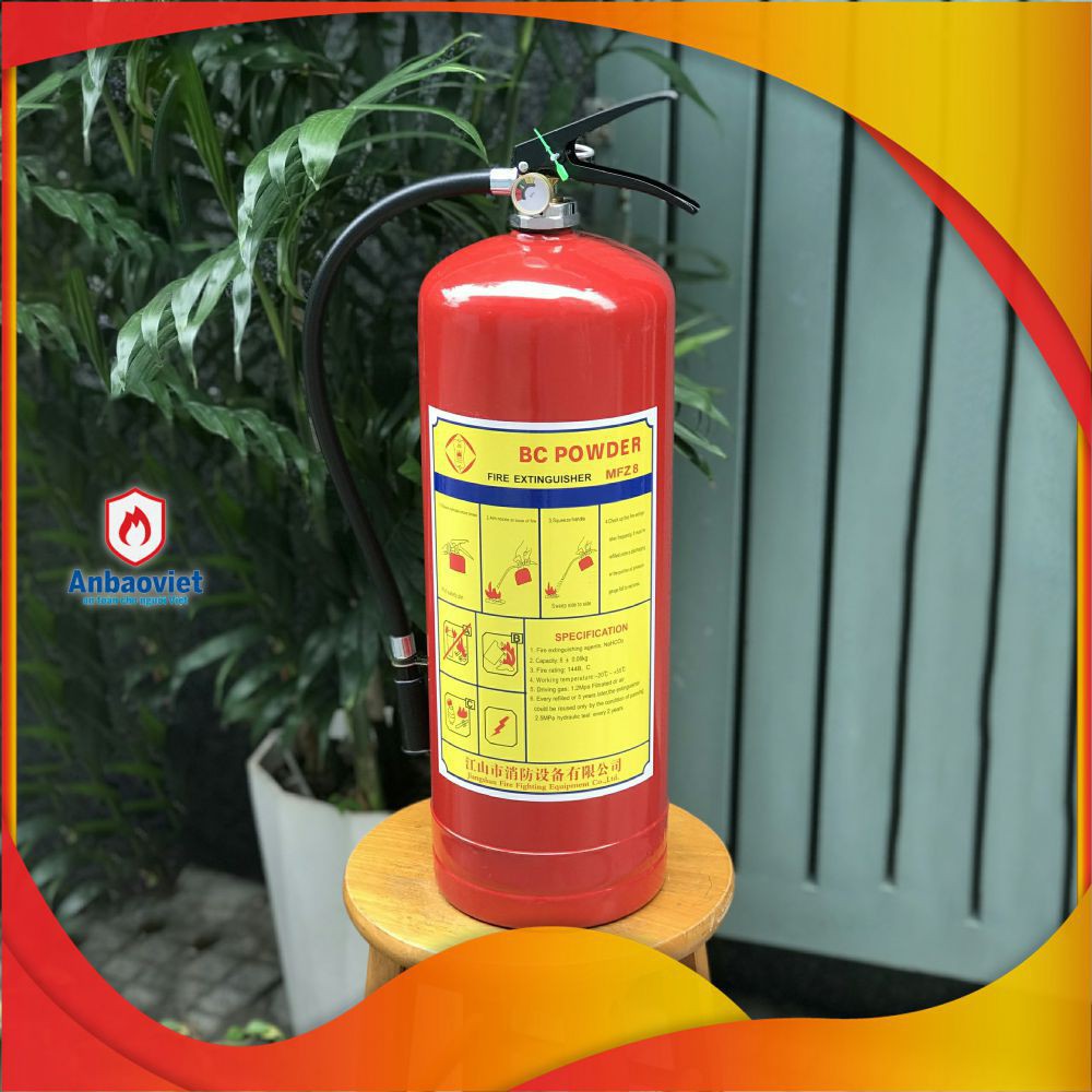 Bình chữa cháy chuyên dùng cho văn phòng, cửa hàng, quán ăn, kho xưởng - bột ABC 8kg - Model: MFZ8,