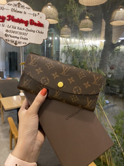 Ví Eo Vi Cúc Bấm loại đẹp kèm ảnh thật kèm hộp | BigBuy360 - bigbuy360.vn