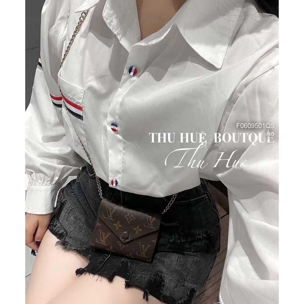 Áo sơ mi trắng một túi phối viền kẻ màu tay dài thời trang!