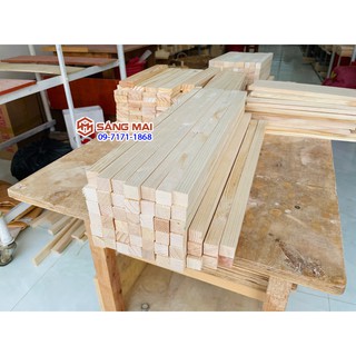 Thanh gỗ thông vuông 2cm x 2cm x dài 50cm + láng mịn 4 mặt