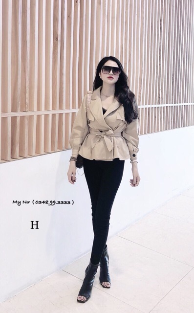 Áo khoác kaki be peplum sz sm