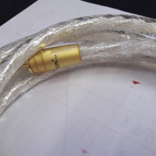 Dây 3.5 ra av liton bạc